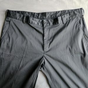 Nike Golf Black Golf Pants Size 38 × 32